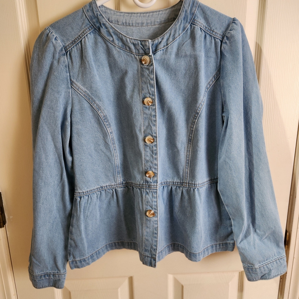 SHEIN Light Blue Denim Jacket with Gold Buttons